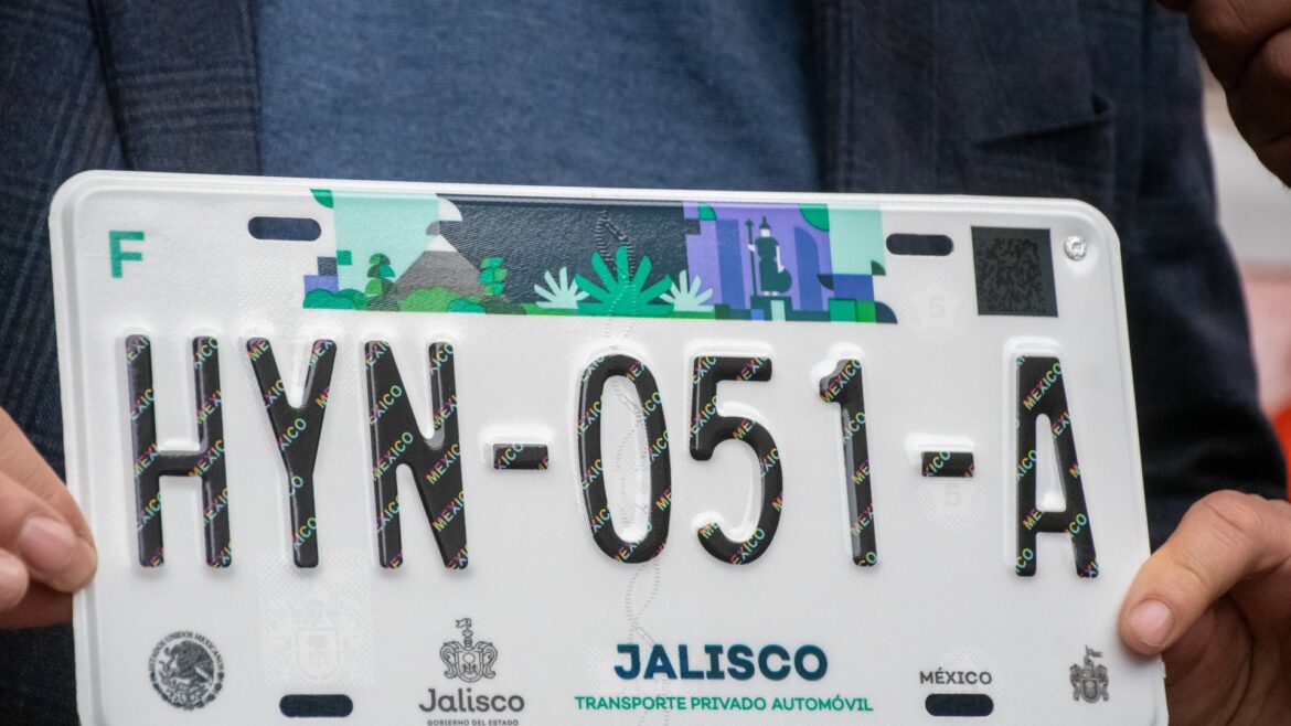 La placa actual en Jalisco