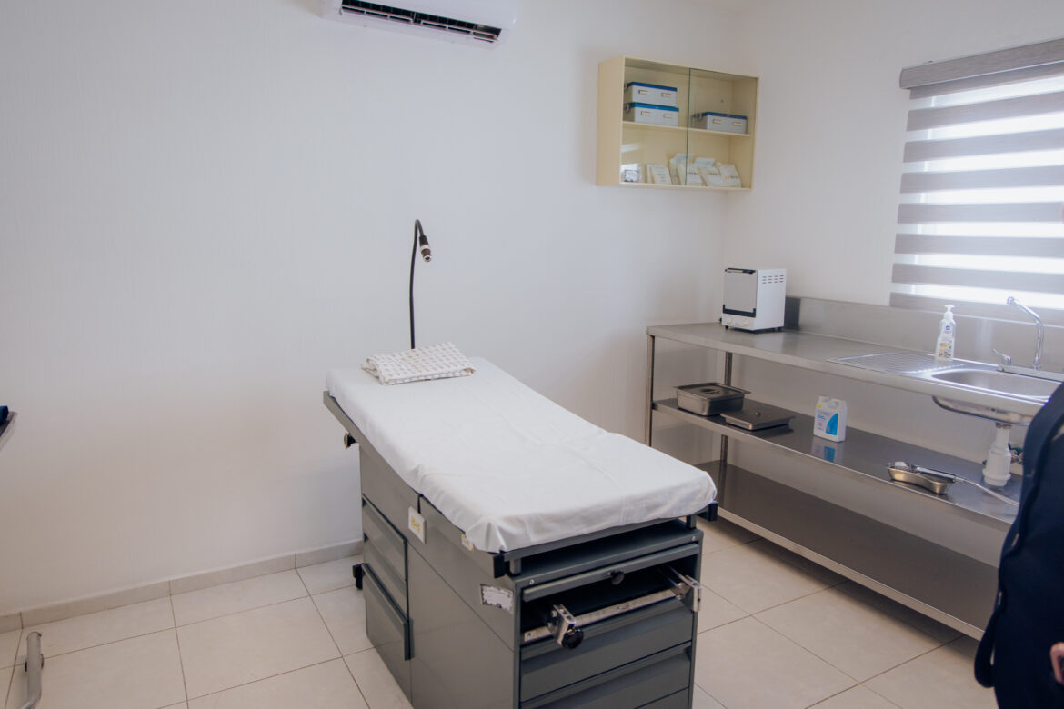 Clínica para heridas atiende en comunidad de Tala