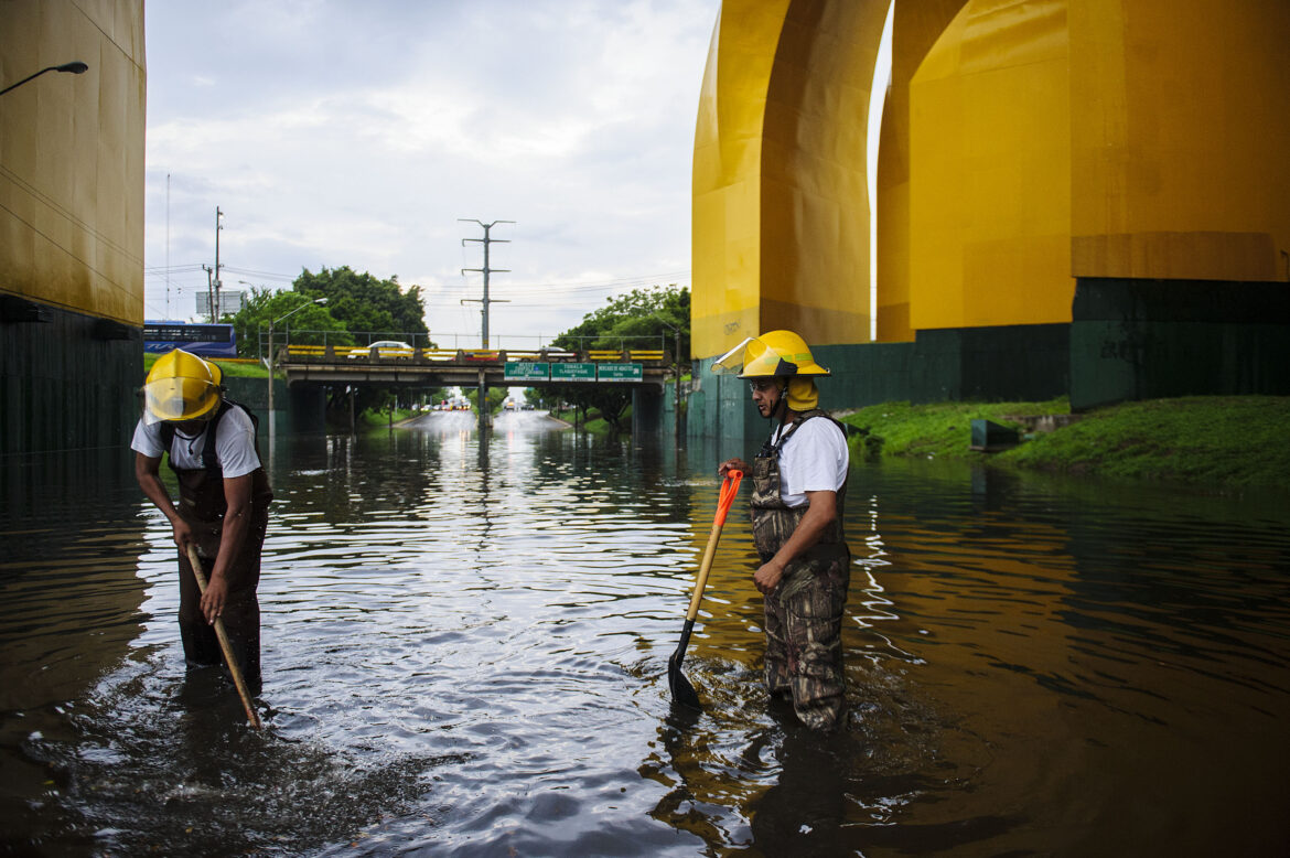¡Aguas! Lluvias pasoa a desnivel peligrosos