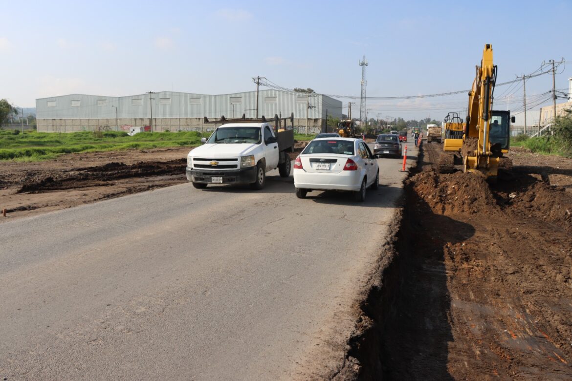 Obras en carrterera de Tlaquepaque